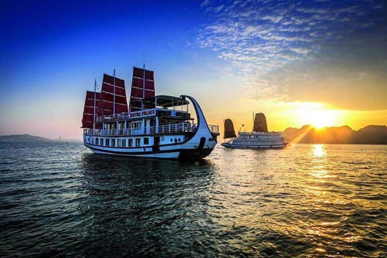 Royal Palace Cruise Ха Лонг Екстериор снимка