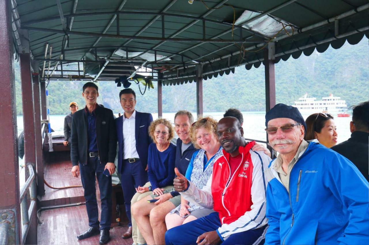Royal Palace Cruise Ха Лонг Екстериор снимка